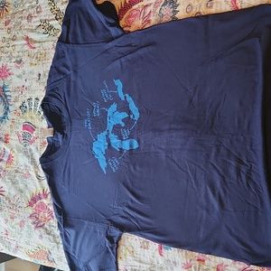 Navy large men's t-shirt with great lakes graphic - new